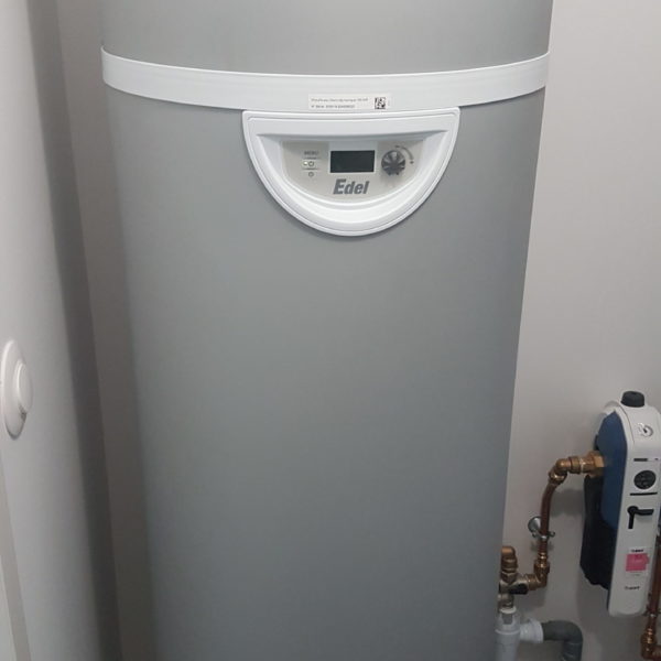 Ballon d’eau chaude sanitaire thermodynamique